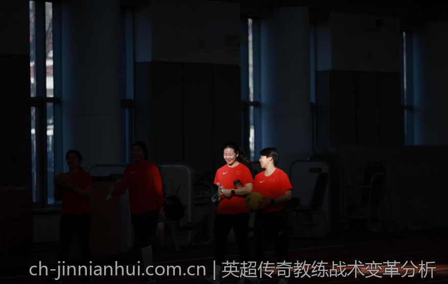 英超传奇教练战术变革分析